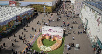 Il Vinitaly si è aperto con l’edizione più grande di sempre: 4600 espositori da 35 nazioni