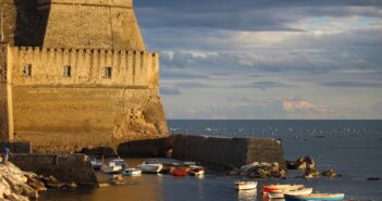 Visita ad una città unica, Napoli: tra rinascita, bellezza e riscatto
