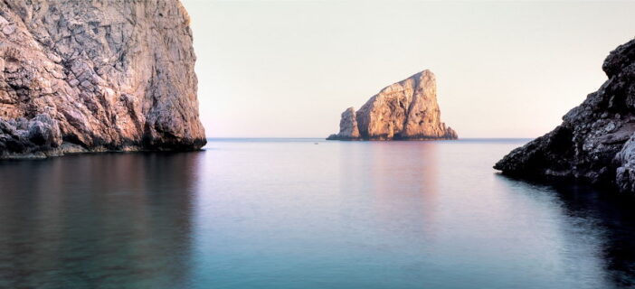 Il mare segreto della Sardegna negli scatti di Luca Tamagnini