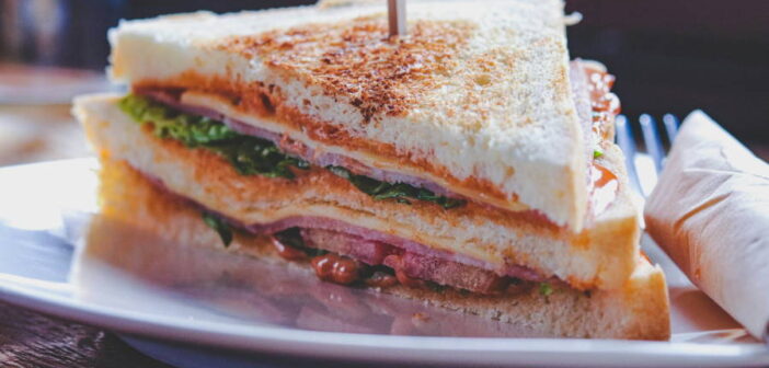 Il tramezzino festeggia i suoi primi cento anni